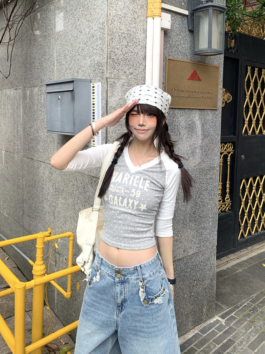 Street Fashion Korean Girl - Summer Polka Dot Splice V Neck